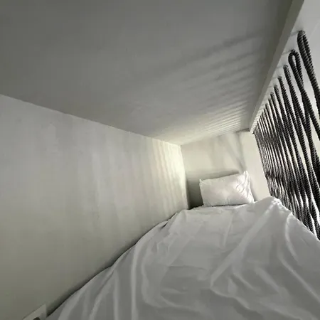 شقة فندقية Door