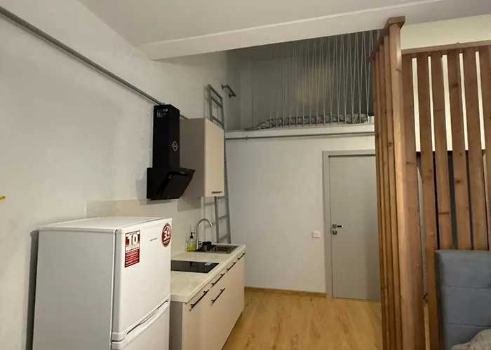 Door 3* Kolomyia